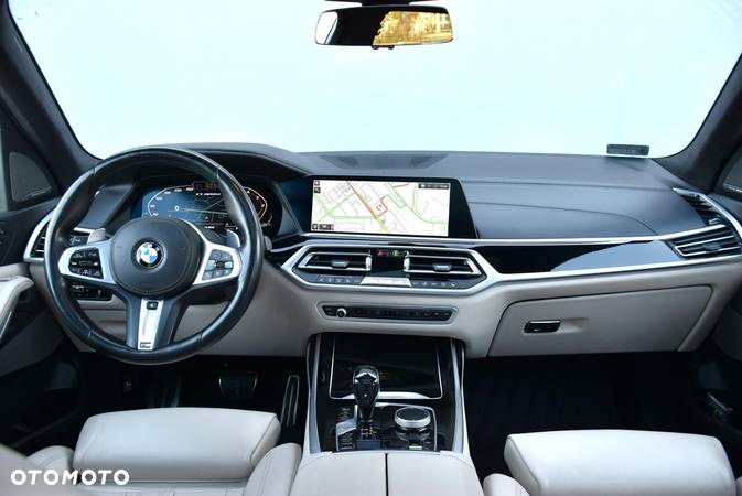 BMW X7 - 9