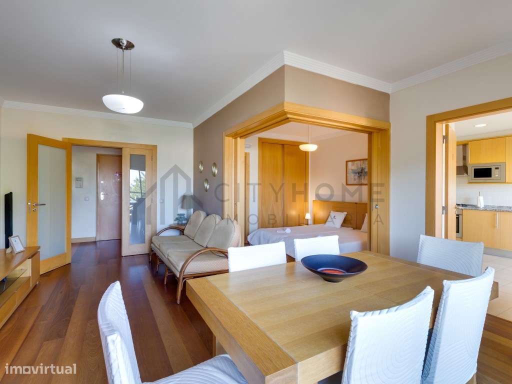 Apartamento T1+1 com piscina, elevador e 2 lugares de estacionament...-14