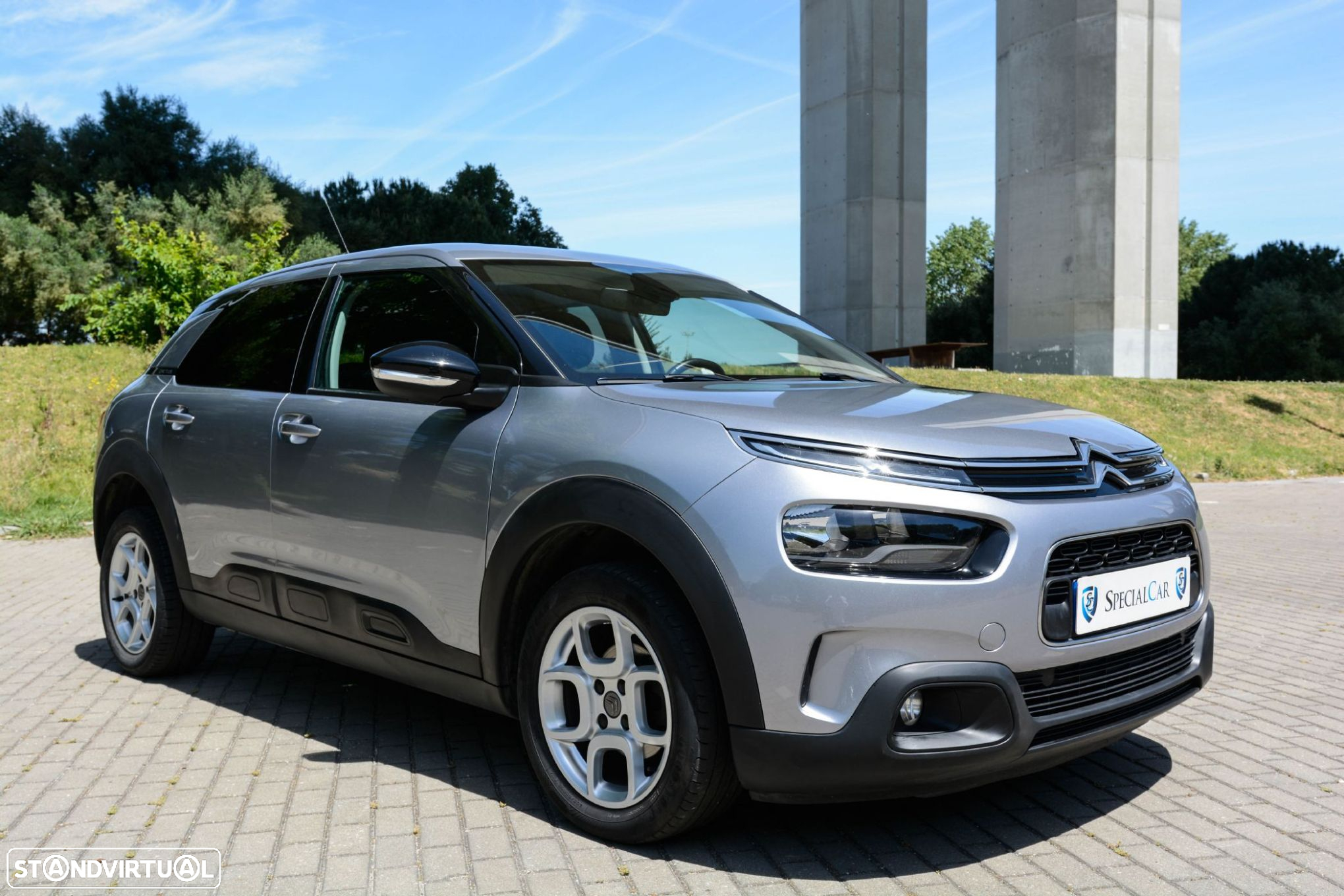 Citroën C4 Cactus 1.2 PureTech Feel Business - 3