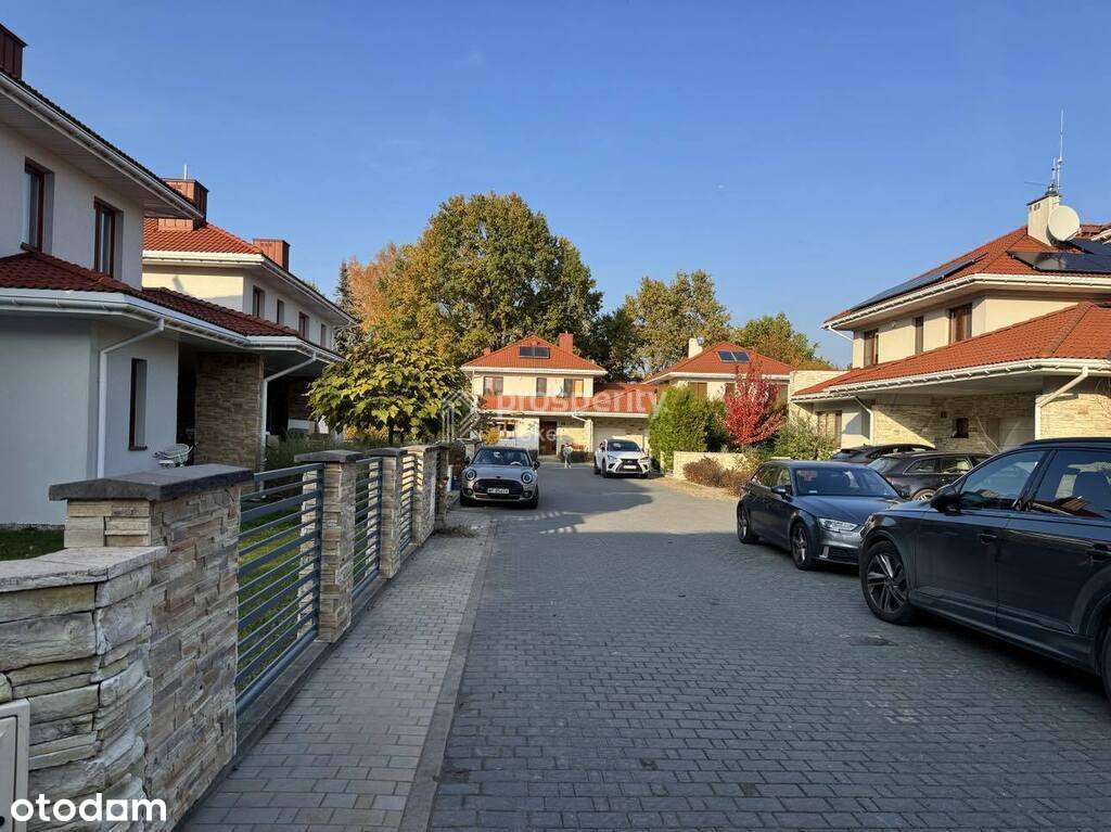 Bliżniak  pod Piasecznem nie wymaga zezw. MSWiA - Pełny obrazek: 4/15