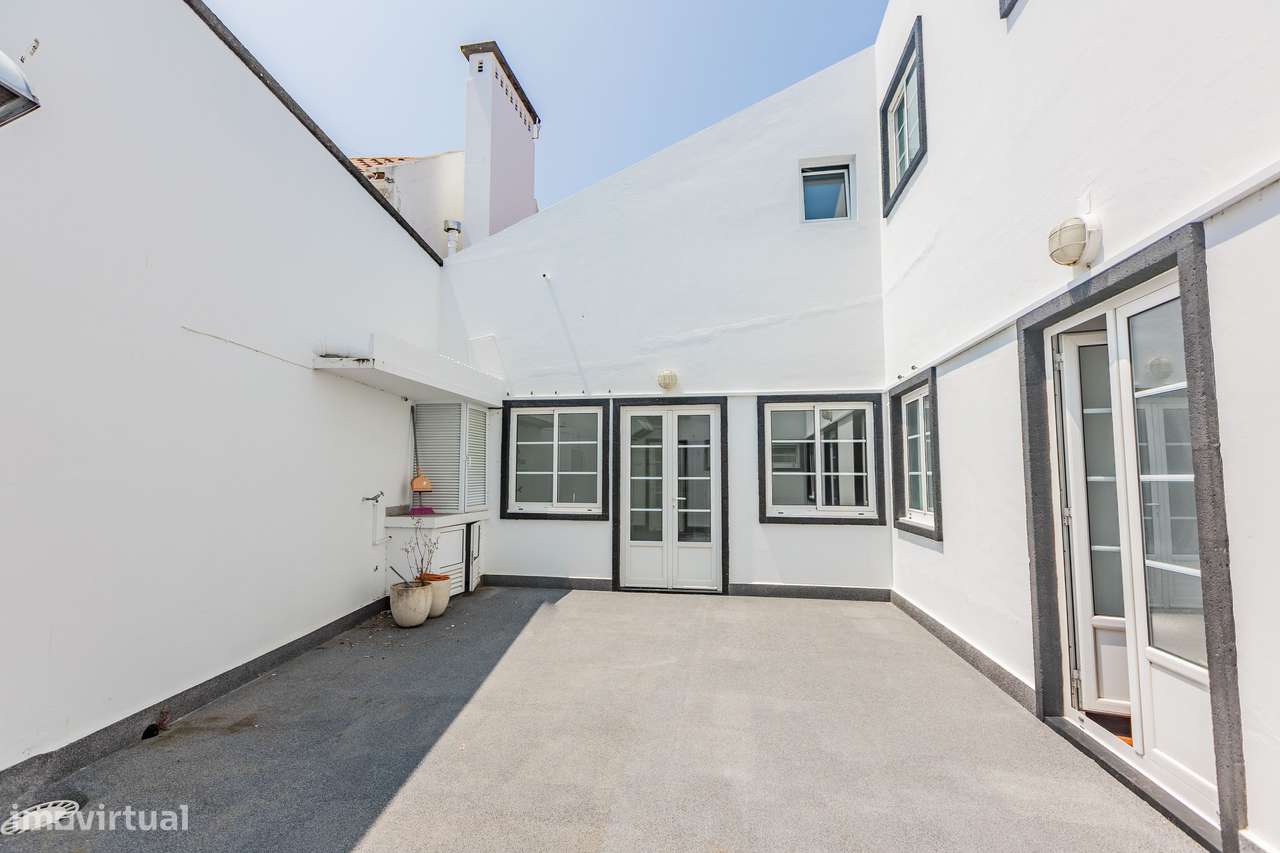 Apartamento T4 para aluguer no centro da cidade - Grande imagem: 5/31