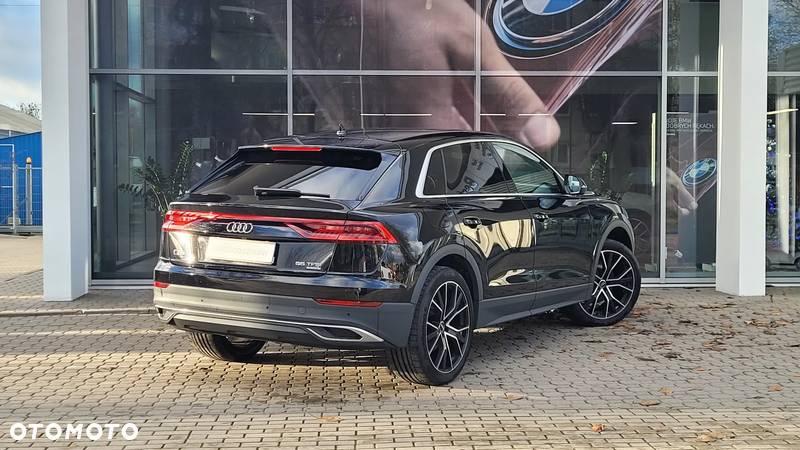 Audi Q8 55 TFSI mHEV Quattro Tiptronic - 5