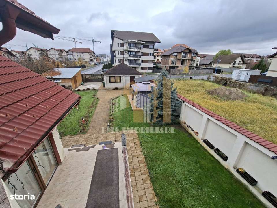 Casa individuala Tractoru zona Socec Brasov - Imagine principală: 4/19