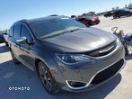 Chrysler Pacifica - 1