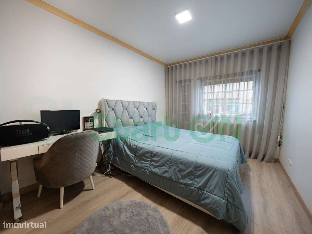 Apartamento T2 em Samora Correia, Pronto a Habitar!-16