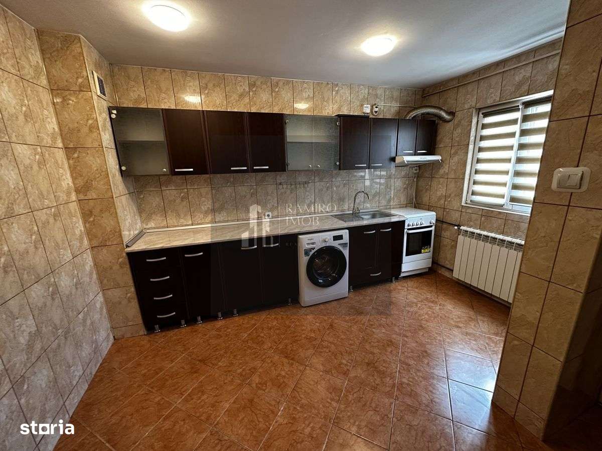3 CAMERER DECOMANDAT-72-SEC 4 TINERETULUI