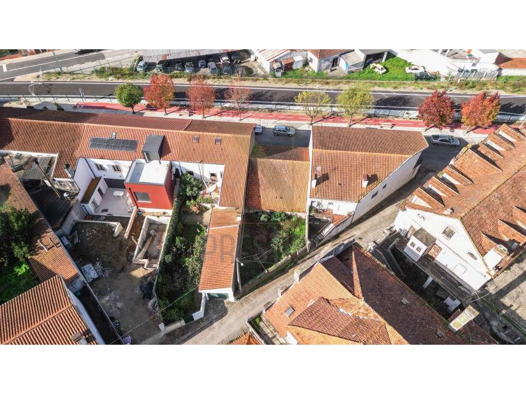 Prédio na Lousã - Grande imagem: 5/10