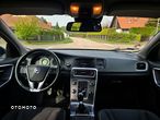 Volvo V60 D3 Kinetic - 13