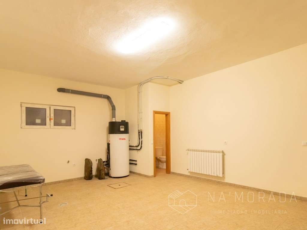 MORADIA UNIFAMILIAR T3+1 COM JARDIM EM CANEDO-31