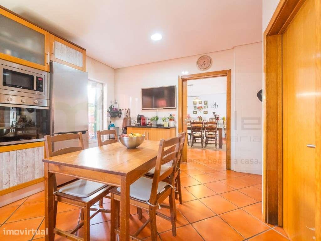 Moradia T4+1 | Casal Novo - Famões / Caneças-13