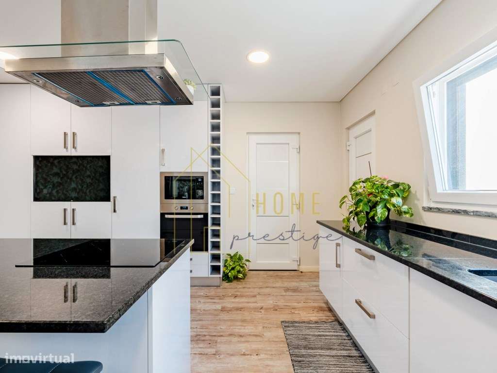 Moradia T4 na Urbanização Jardins de Santiago- Setúbal-14