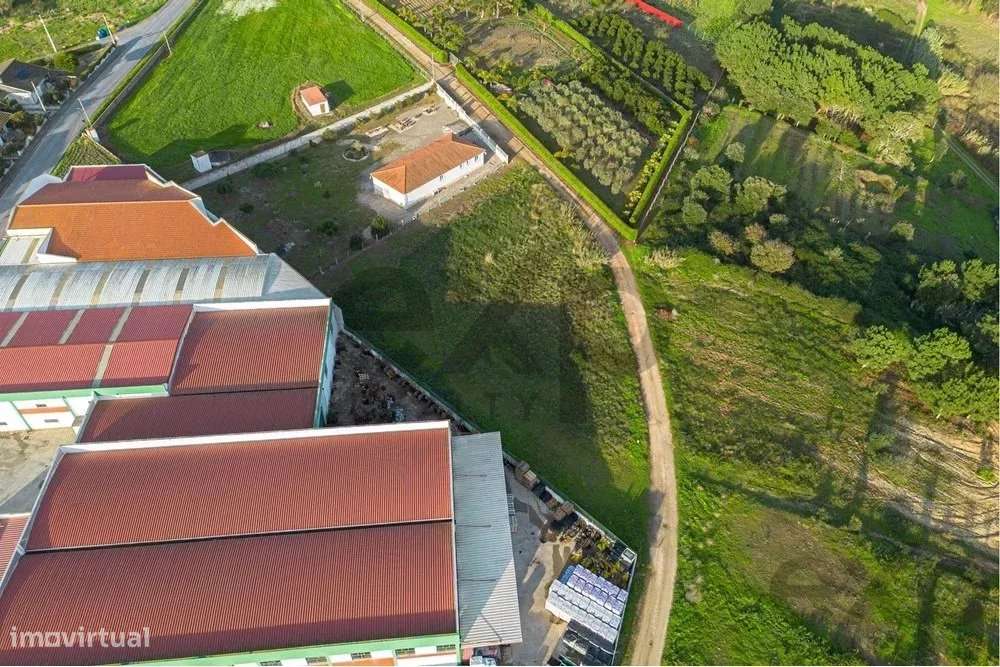 Excelente Terreno com possibilidade construção 2 Moradias - Grande imagem: 5/13