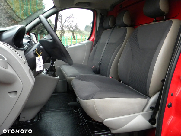 Opel Vivaro - 29