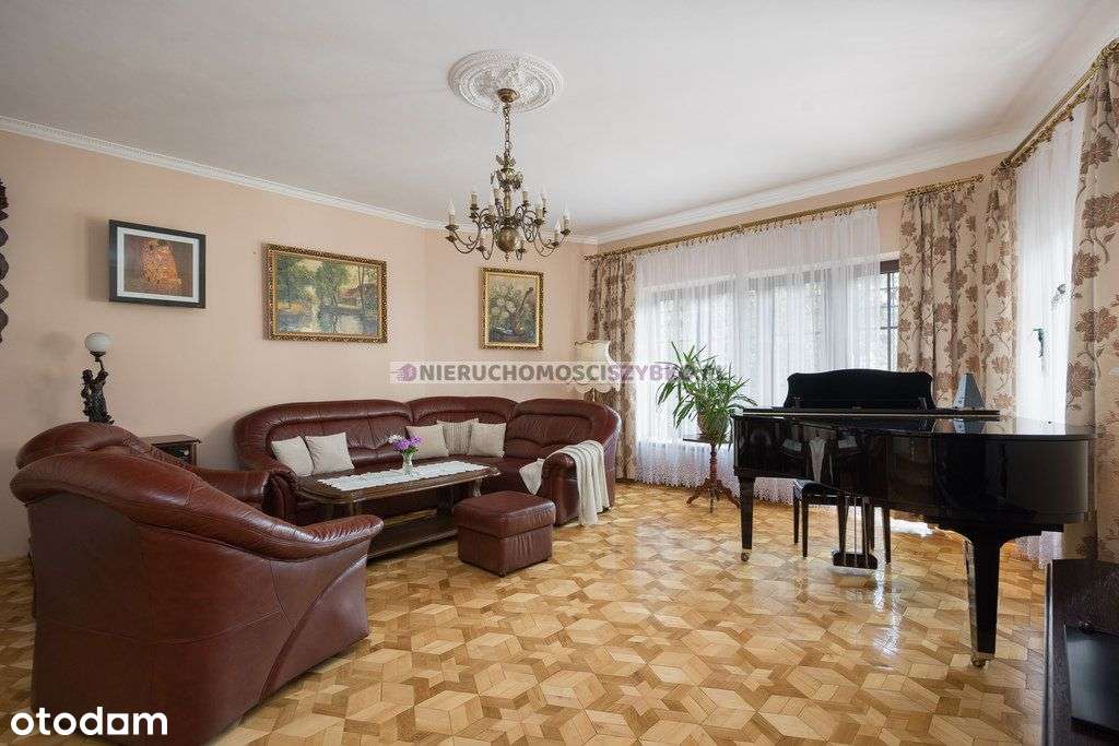 Duży Rodzinny dom na Włochach.-0