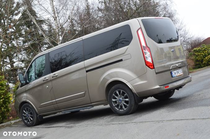 Ford Tourneo Custom 2.0 EcoBlue L2 Shuttle Bus Titanium - 9