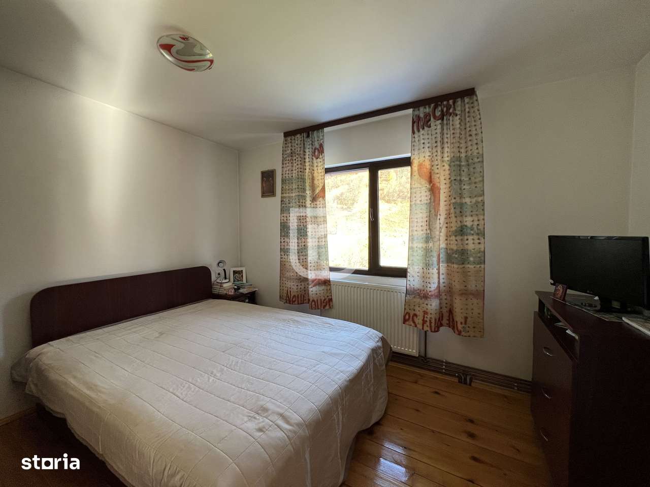 Casa cu 4 dormitoare | strada Manastirii | Gura Humorului-13