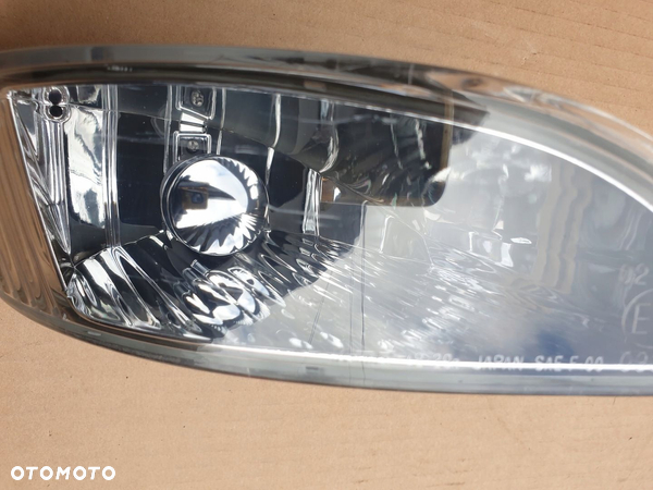 LAMPA HALOGEN PRZECIWMGIELNY PRAWY LEXUS RX300 OE - 5