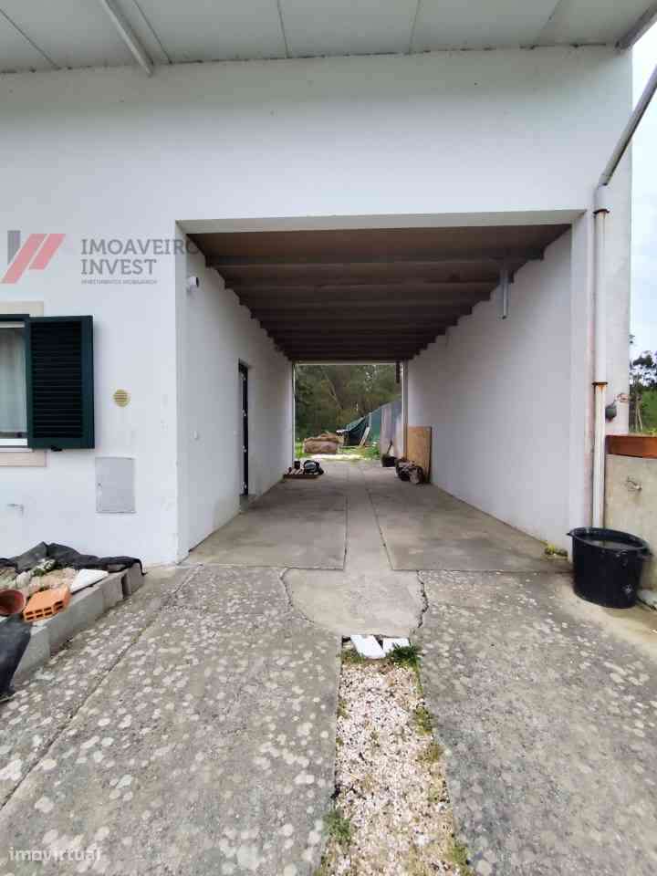 Moradia T2 com Terreno e Potencial de Construção-0