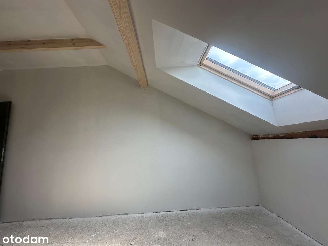 TEREN INWESTYCYJNY 6000 m² Z GOTOWYM BUDYNKIEM-9