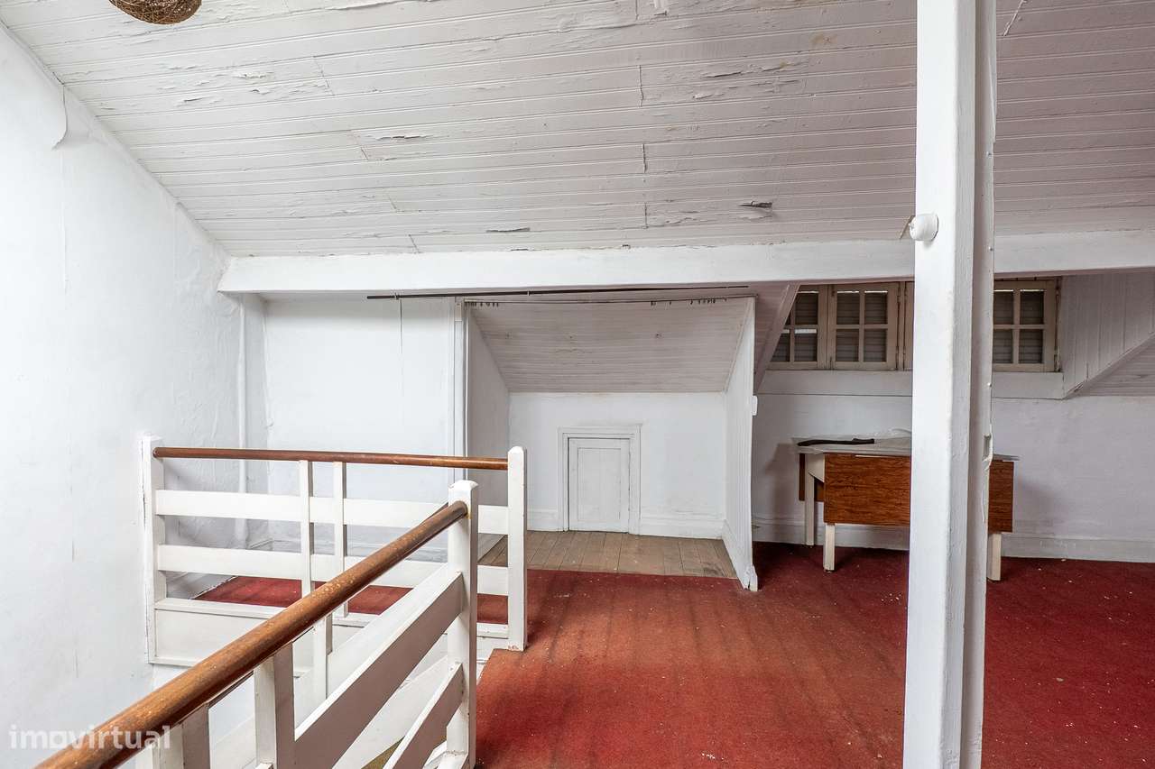 Prédio, Porto - Grande imagem: 4/31