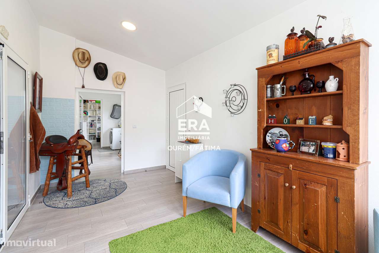 Moradia isolada T3+1-38