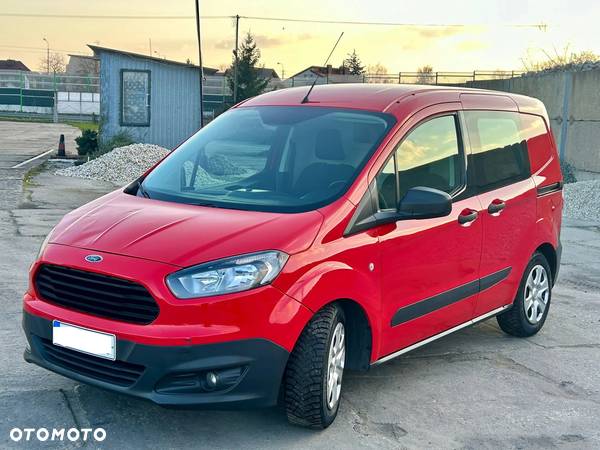 Ford Transit Courier - 1