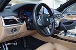 BMW Seria 7 740d xDrive - 38