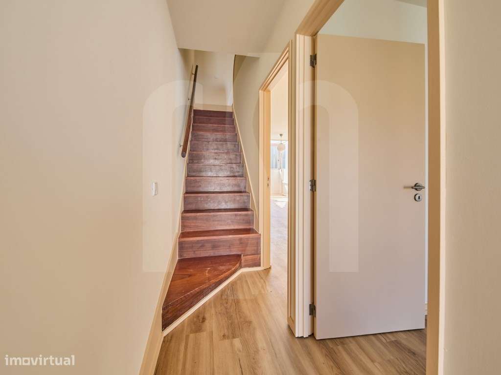 Arrendamento apartamento T5 Duplex | Porto-7