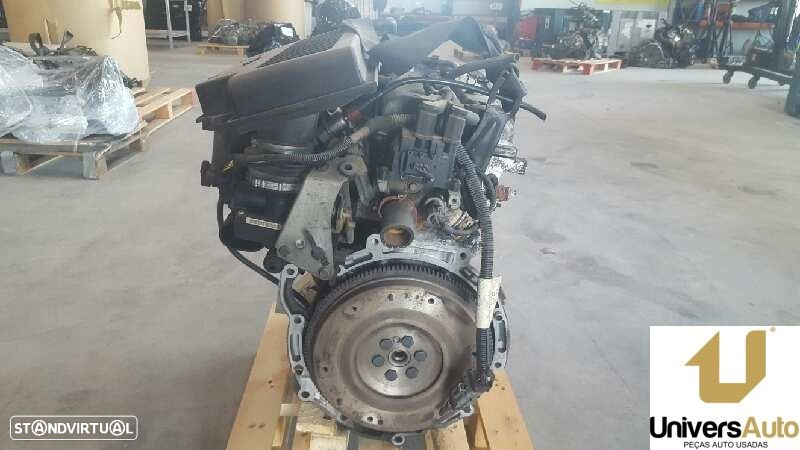 MOTOR COMPLETO FORD FIESTA IV 2000 -DHF - 4