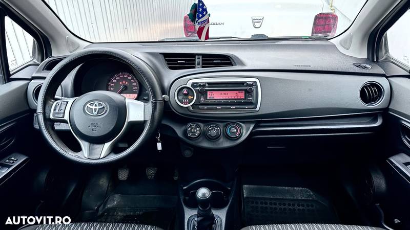 Toyota Yaris 1.0 VVT-i Fun - 8