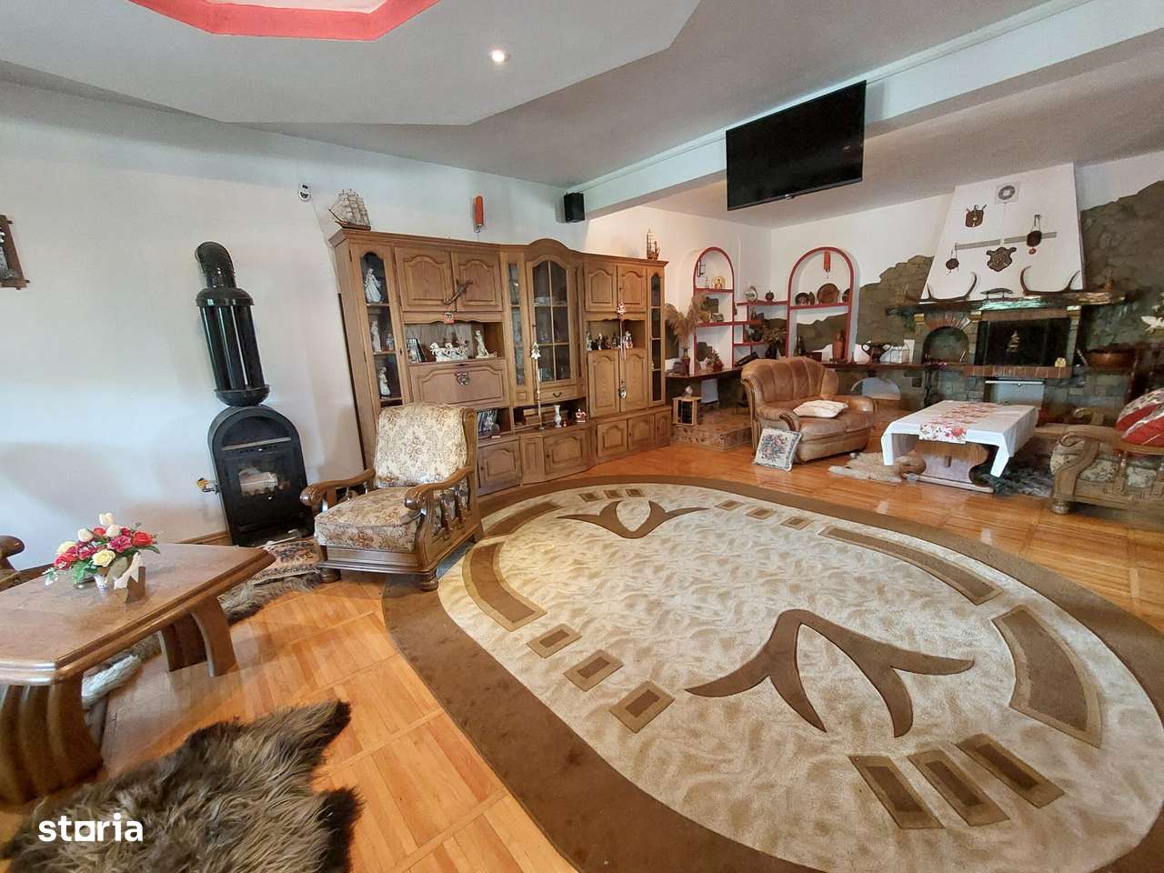 COMISION 0 Casa 486 mp, 3000 mp teren, Teis - Imagine principală: 4/20