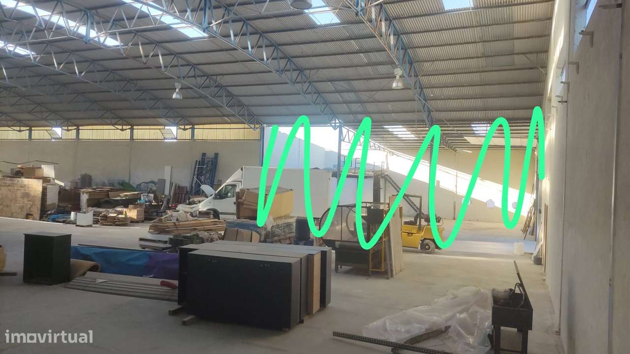 Armazéns industrial com 250m2/150m2 para arrendar. - Grande imagem: 4/5
