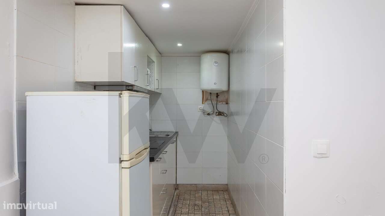 Minimalismo e Herança: O Refúgio Perfeito na Calçada do Lavra-7