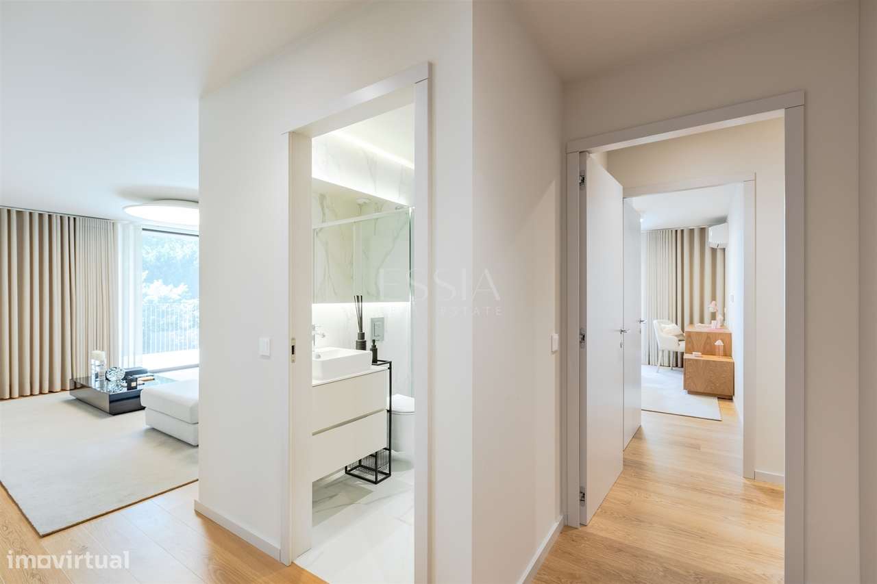 T3 Varanda 14m2 Vistas Rio e Mar Jardins Arrábida | T3 Gaia The Yard-23