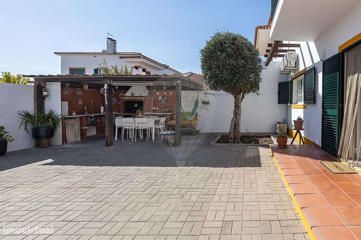 Moradia T4 para venda-41