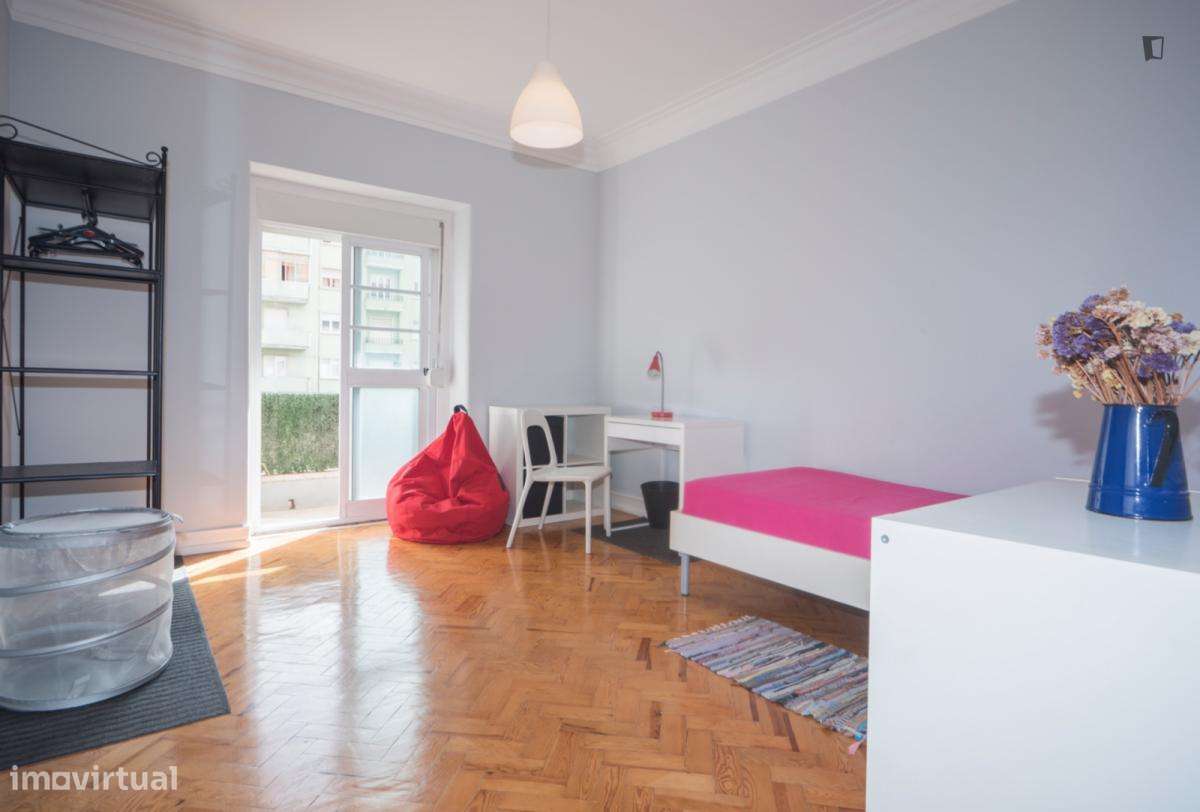 Quarto - localizado em Entrecampos Lisbon - Grande imagem: 5/10