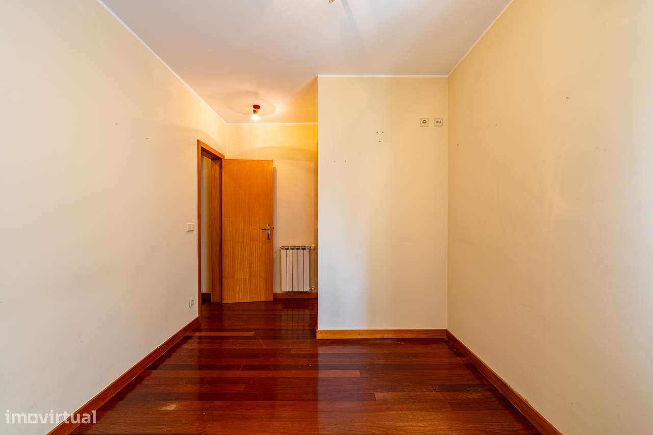 Magnifica Moradia T4 - Aldeamento privado com duas piscinas na Maia-30