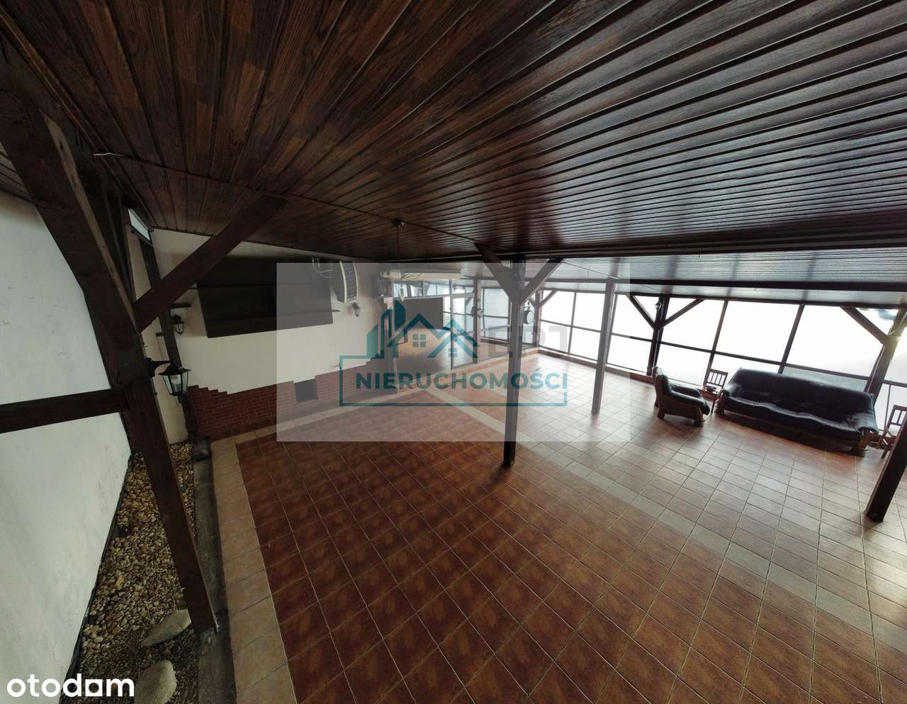 Na sprzedaż budynki handlowo-usługowe z częścią gastronomiczną Sulmier-5