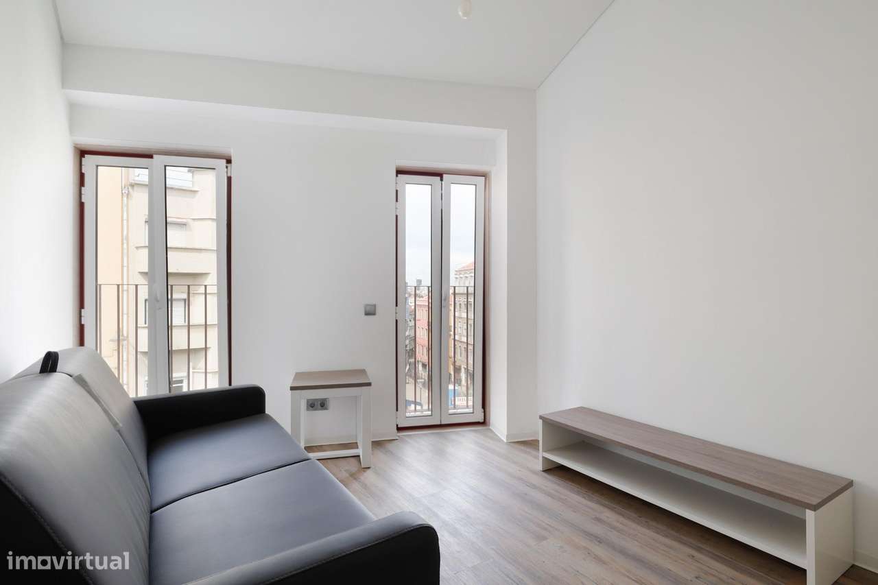 Edifício Renovado no Coração da Graça, Lisboa-23