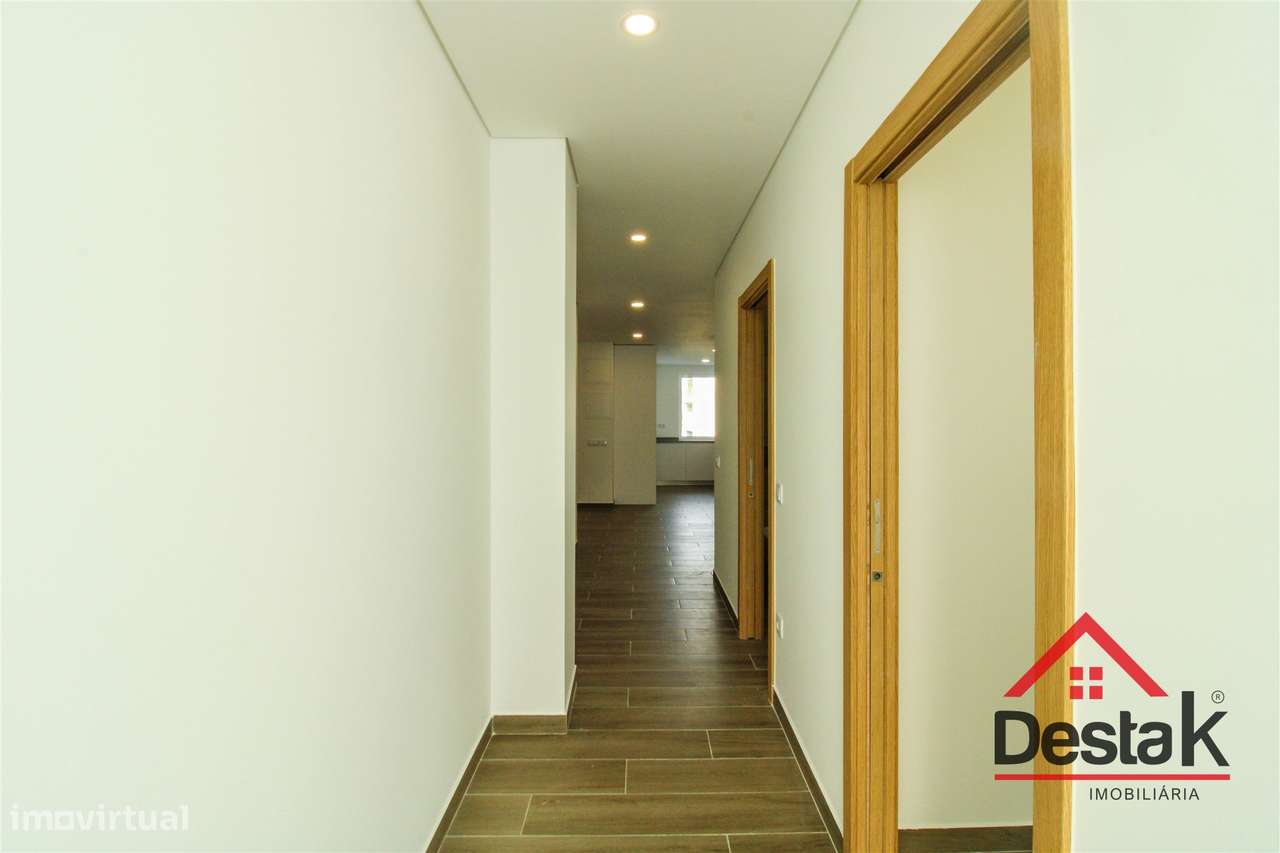 T3 Totalmente Remodelado em Abraveses – Viseu - Grande imagem: 3/28