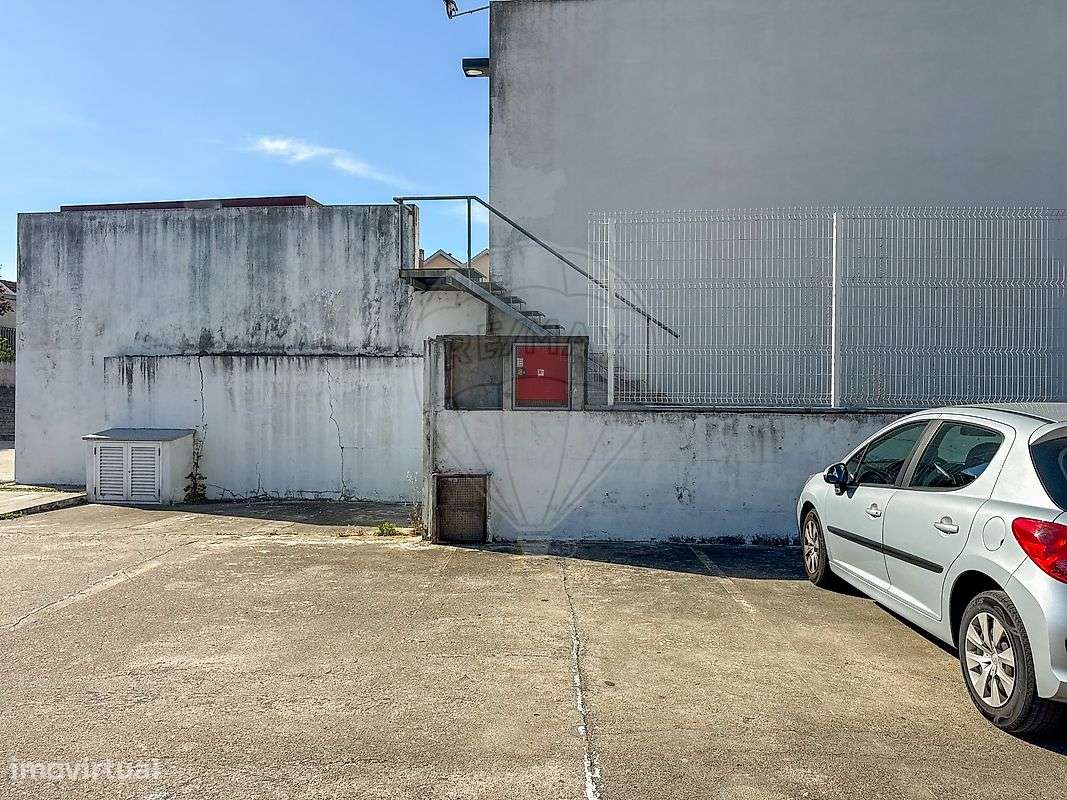 Garagem  para arrendamento - Grande imagem: 4/5