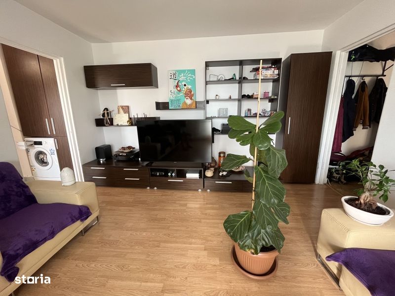 Vand Apartament Zona M11 - Casa soarelui