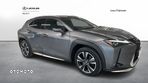 Lexus UX - 3