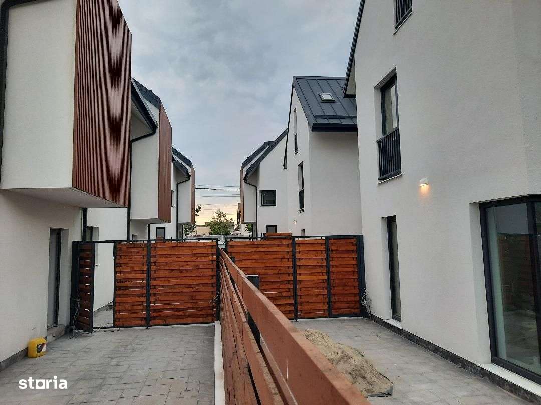 FARA COMISION in COMPLEX REZIDENTIAL casa cu 5 camere 3 bai P+1+M - Imagine principală: 5/20