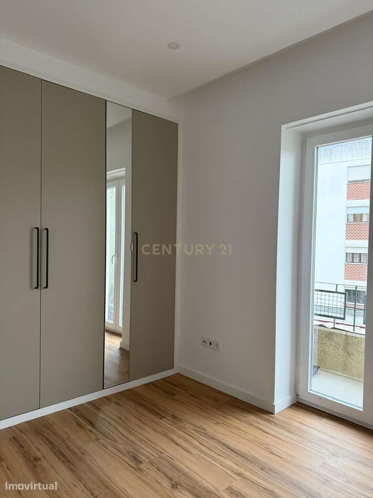 T3 requalificado no coração de Torres Vedras.-12