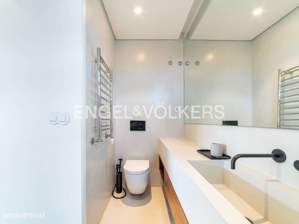 Apartamento T3 renovado no Principe Real-24