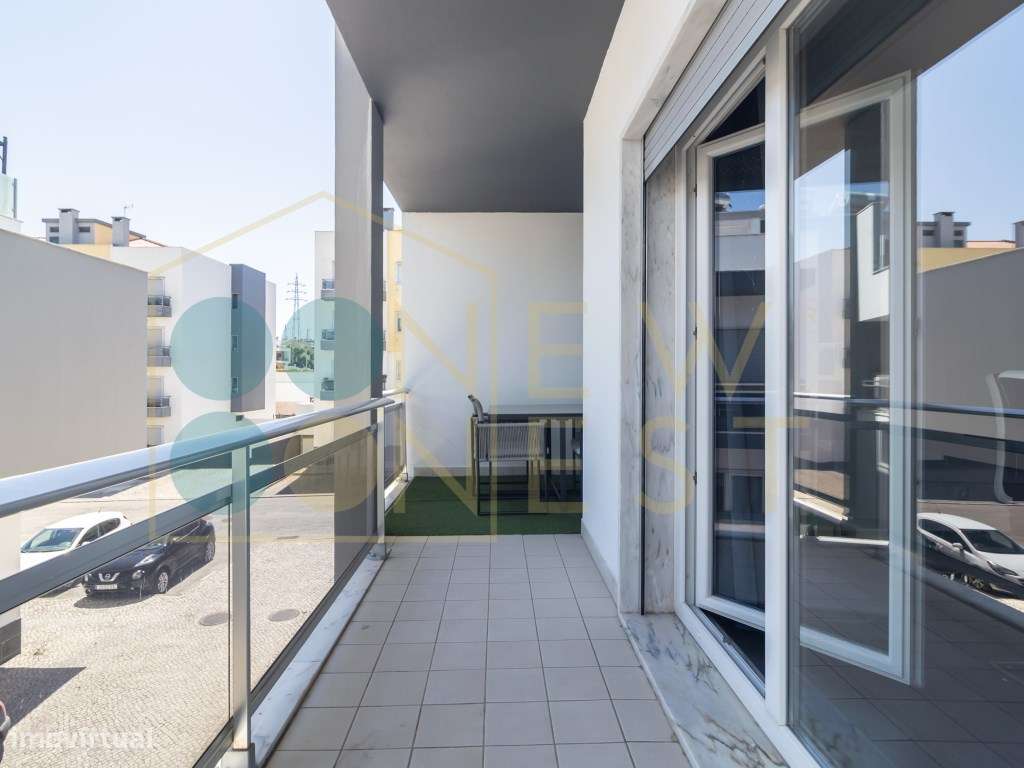 Apartamento T4 com Terraço, 3 varandas, 2 Parqueamentos e Arrecadaç...-20