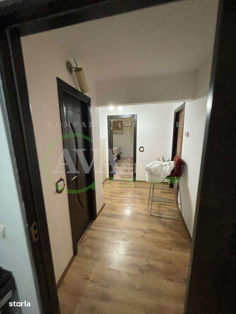 Apartament 3 camere decomandat zona Narcisa - Imagine principală: 3/8