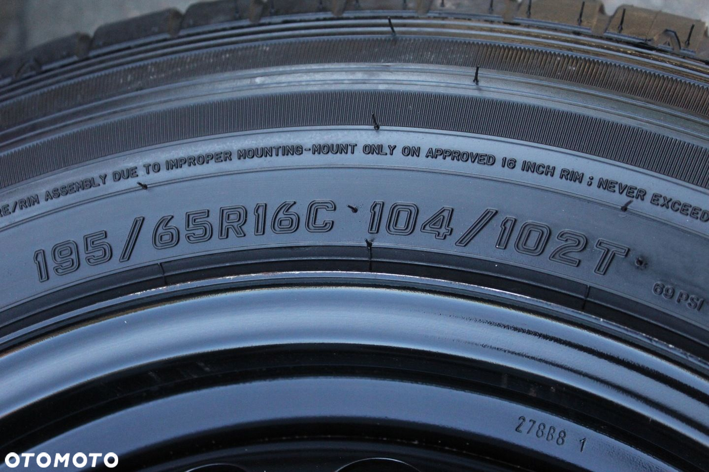 4x 195/65R16C FALKEN LINAM VAN01 104/102T 18r 8mm - 8