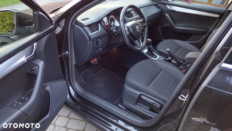 Skoda Octavia Combi 2.0 TDI DSG Ambition - 8